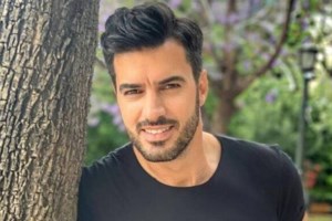 Γιάννης Τσιμιτσέλης: "Έγινα πατέρας ένα χρόνο μετά τη γέννηση της κόρης μου, όταν άρχισε να επικοινωνεί"