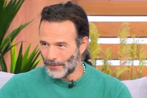 Η αποκάλυψη του Θανάση Ευθυμιάδη για την εγκυμοσύνη της συζύγου του: "Το λέω τώρα, μετά από 17 χρόνια"