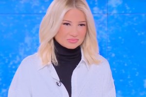 Φαίη Σκορδά: "Ντρέπομαι αυτή τη στιγμή που συζητάμε αυτό το θέμα" - εικόνα 2