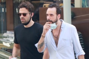 Πάνος Μουζουράκης: Με ποιον αγαπημένο πρωταγωνιστή των "Singles" συναντήθηκε στις διακοπές του;