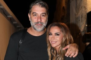 Η αλήθεια για το μονόπετρο που πρόσφερε ο Βασίλης Μπισμπίκης στη Δέσποινα Βανδή - εικόνα 2