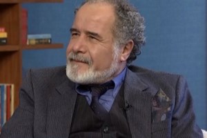 Θοδωρής Κατσαφάδος:"Είπαν στον Νίκο Πολυδερόπουλο ότι δεν θα είναι στην παράσταση, όταν γύρισε από το μνημόσυνο του αδερφού του"