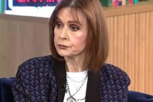 Aide-mémoire | Η άβολη στιγμή στον αέρα της ΕΡΤ & η ηχηρή απάντηση μέσα από τους πίνακες τηλεθέασης