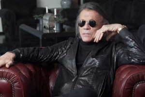 Η Ηλίας Ψινάκης και το "Γηροκομείο" κάνουν πρεμιέρα στο Mega