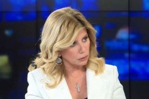 Ζήνα Κουτσελίνη | Νέα τηλεφωνική επικοινωνία με την Δήμητρα Πισπιρίγκου: Η εκδοχή της για τη σπιτονοικοκυρά & το κεφάλαιο "Μάνος Δασκαλάκης"