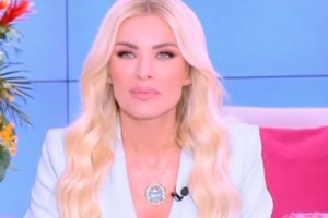 O Βαγγέλης Περρής απαντά στην Κατερίνα Καινούργιου – "Ένας άνθρωπος κάνει ένα αστείο και ξαφνικά βγαίνει μισογύνης" - εικόνα 2