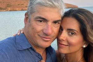 Ο Θέμης Σοφός πήγε καλεσμένος στον Γιώργο Παπαδάκη: "Ελπίζω να μη διαμαρτυρηθεί η Σταματίνα"