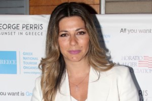 Η Σοφία Ζαχαράκη απαντά στο σχόλιο ότι είναι υπουργός οικογένειας χωρίς παιδιά