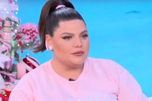 Δανάη Μπάρκα: "Η Φαίη Σκορδά με έσωσε" - εικόνα 3