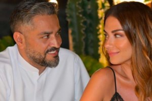 Η Βάσω Λασκαράκη απαθανατίζει τον Λευτέρη Σουλτάτο να χορεύει σε κρητικό πανηγύρι