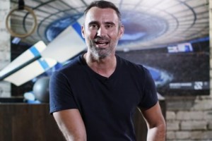 Ο Γιώργος Καπουτζίδης ένα βήμα πριν την οριστική συμφωνία για τη νέα σειρά