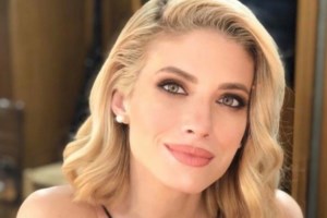 Η σπάνια βραδινή έξοδος της Ευαγγελίας Αραβανή μετά τη γέννηση του γιου της - εικόνα 2