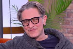 Αιμίλιος Χειλάκης: "Ήμουν με τους ορούς για την αναισθησία και είπα στον γιατρό μου..."