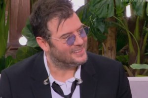 Λάμπης Λιβιεράτος: Ήμουν σε ένα δίλημμα "ή θα βγεις να τα πεις εσύ ή θα γράψουμε ό,τι θέλουμε μόνοι μας" - εικόνα 2