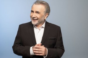 O Λάκης Λαζόπουλος αποκάλυψε μια απίστευτη στιγμή της μητέρας του σε παράστασή του: "Δεν μπορούσα να μιλήσω"