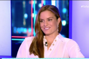 Η Μαρία Σάκκαρη ξεκαθαρίζει για τη σχέση της με τον Κωνσταντίνο Μητσοτάκη: "Δεν με πολυαπασχολεί τι πιστεύει ο κάθε άνθρωπος"