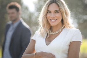 Ιωάννα Μαλέσκου: "Δεν έχω πάρει την αγκαλιά ούτε ως ενήλικη. Δεν έχω ζήσει αυτό το χέρι - χέρι"