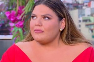 Τα φώτα έσβησαν, τα έπιπλα καλύφθηκαν - Η Δανάη Μπάρκα στο υπό διάλυση πλατό της εκπομπής της - εικόνα 2