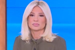 Η Φαίη Σκορδά "αιφνιδίασε" on air τον Ανδρέα Μικρούτσικο: "Λες δημόσια τι ψηφίζεις; Εγώ νόμιζα ότι είσαι ΚΚΕ" - εικόνα 3