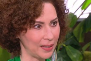 Δάκρυσε on air η Φαίη Σκορά: "Όσο εκνευρίζομαι με κάποιους άνδρες..."