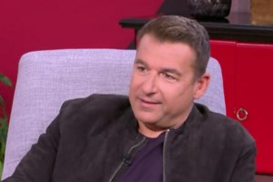 Ο Γιώργος Λιάγκας για χειμερινή κολύμβηση παρεά με τον γιο του! Δείτε τα στιγμιότυπα