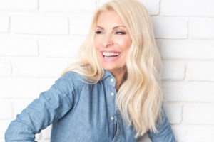 Η Λίτσα Πατέρα σχολίασε την τηλεοπτική επιστροφή της Ελένης Μενεγάκη στο MEGA