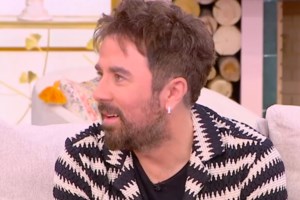 Θανάσης Τσαλταμπάσης: "Ήθελα πολύ να γίνω μπαμπάς και είμαι πανευτυχής, ζω σε ένα παράλληλο σύμπαν" - εικόνα 3