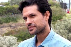 Ορφέας Αυγουστίδης | Η τρυφερή εξομολόγηση για τη σύζυγό του, η υποκριτική και η έκπληξη της Μαρίας Τζομπανάκη - εικόνα 2