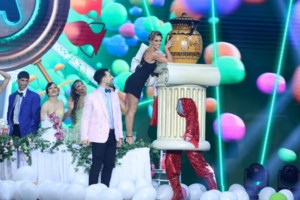 The Masked Singer | Τα highlights του ημιτελικου - Ποιες μάσκες ενθουσίασαν τους κριτές;