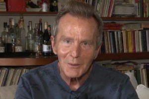 Βαγγέλης Γερμανός: "Ακόμα και τώρα ντρέπομαι - Νομίζω ότι θα ανοίξει κάποιος το ημερολόγιό μου και θα το διαβάσει"