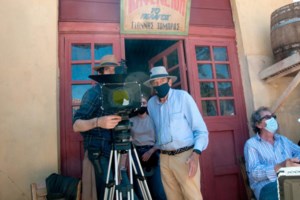 "Ποίος ήτον ο φονεύς του αδελφού μου" | Δείτε φωτογραφίες από τα γυρίσματα της νέας μίνι σειράς εποχής του Μανούσου Μανουσάκη