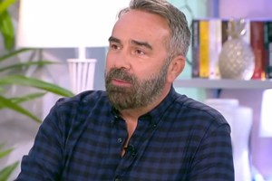 H Νάταλι Κάκκαβα επέστρεψε στο "Όλα Γκουντ": "Εκεί που κάθεσαι, χτυπά το τηλέφωνο και σου λένε το παιδί σου χτύπησε"