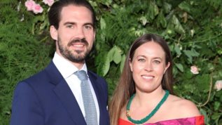 Nina Flohr | Εγινε νονα της κορης της πριγκιπισσας Βεατρικης που ελαβε ελληνικο ονομα - Η prive τελετη στο Λονδινο