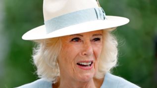 Η ιδιαιτερη σχεση της Βασιλισσας Καμιλα με τον πρωην συζυγο της