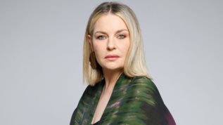 Να μ&#39; αγαπας | Η Ελισαβετ Μουταφη αποκαλυπτει: &quot;Εγω βαζω το χερακι μου&quot;