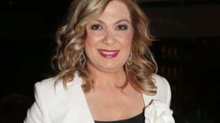 Ντινα Νικολαου: "Πολλοι ανδρες σεφ εχουν την κακοποιηση στο αιμα τους - Πετουσαν μαχαιρια, ουρλιαζαν, εβριζαν"