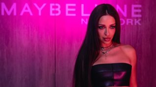 Διασημες Εμφανισεις | Η Maybelline και η Ελενη Φουρειρα παρουσιασαν το πιο hot speakeasy experience για πρωτη φορα στην Ελλαδα