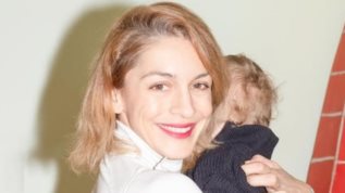 H Γιουλικα Σκαφιδα αποκαλυπτει τον λογο που νιωθει ενοχικα ως μητερα: &quot;Αραγε συνηθιζεται ποτε;&quot;