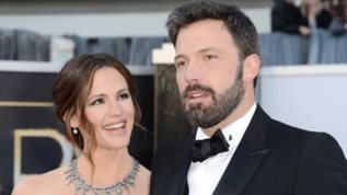 Ben Affleck | Το δειπνο στο σπιτι της Jennifer Garner με τα παιδια τους και τη μητερα του