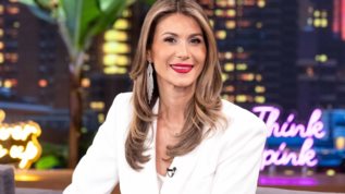 Η Αννα Κανδαρακη μιλησε για τη μαχη με τον καρκινο: &quot;Ηθελα να βγαλω αυτη την περουκα απο το κεφαλι μου&quot;