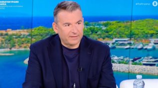 Γιωργος Λιαγκας: "Απο τη Δευτερα ανακοινωνω μια καινουργια συνεργασια σ' αυτην εδω την εκπομπη"