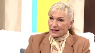 Σοφη Ζαννινου: Ο πατερας μου μου ειπε &quot;Μην το ξανακανεις αυτο, θα σε γδαρω&quot;