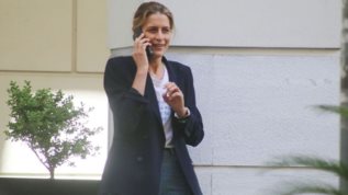 Η Τατιανα Μπλατνικ θυμα του blackout στο "Ελ. Βενιζελος" - Η φωτογραφια μετα απο διημερη παραμονη στο αεροδρομιο