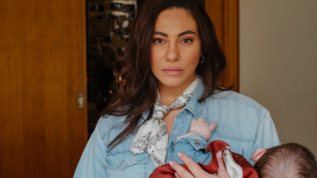 Η Ευρυδικη Βαλαβανη στις πιο τρυφερες εικονες με τον 6 μηνων γιο της