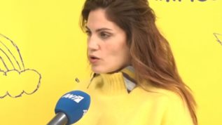 Μαιρη Συνατσακη: "Θα μου ηταν δυσκολο να ειμαι τοσο εξωστρεφης οσο η Τουνη &amp; ο Αλεξανδρου"