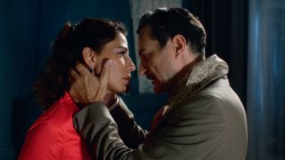 Μονο στο Yupiii! Η Χριστινα αποκαλυπτει το μεγαλο της μυστικο &amp; ολα αλλαζουν!