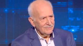 Γιωργος Παπαδακης: "Η τελευταια μας αγκαλια γαμωτο ηταν επαγγελματικη", γραφει ο ανιψιος του