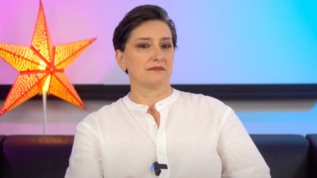 Η Ηρω σε σπανια φωτογραφια με τον 22χρονο γιο της