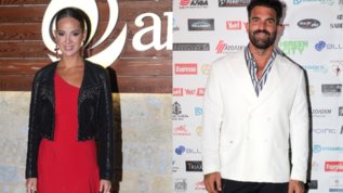 Δημητρης Αλεξανδρου &amp; Ρια Ελληνιδου σε κοινη εμφανιση - Μαζι και ο μικρος Παρης