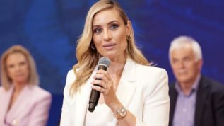 Ελεονωρα Μελετη: &quot;Η καταθλιψη δεν κανει θορυβο. Ερχεται με δακρυα κ λυγμους που πνιγει η σιωπη&quot;